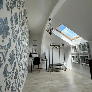 Chillout 4 Bedrooms Apartament Warszawa